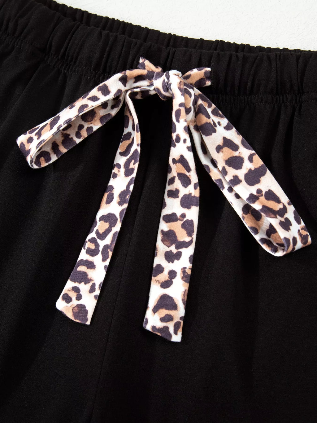 k Leopard Patchwork Trim Lapel Shirt Drawstring Shorts 2pcs Pajama Set - Lilixa.store