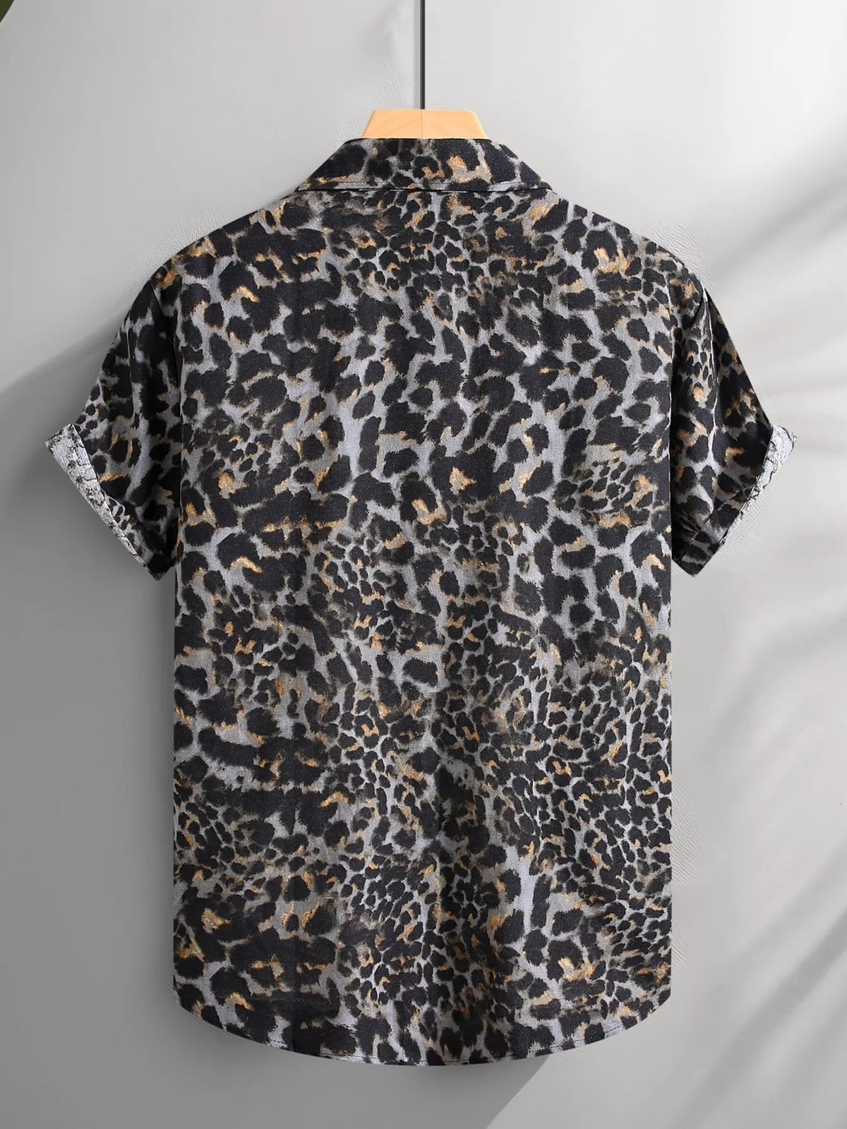 Men's Short Sleeve Leopard Print Casual Button-Down Shirt - Lilixa.store