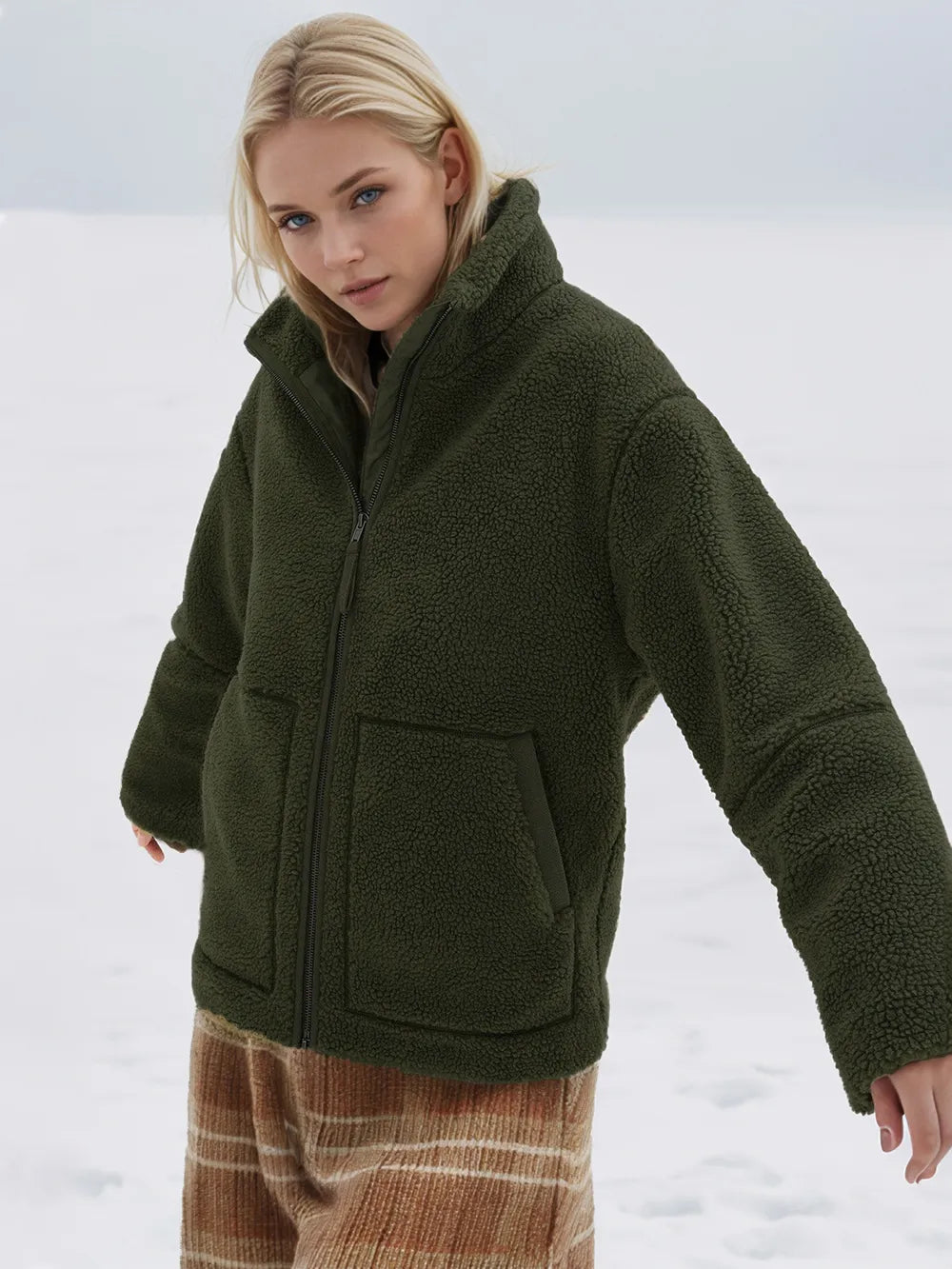 Turtleneck Zip Up Long Sleeve Plush Jacket in Dark Green