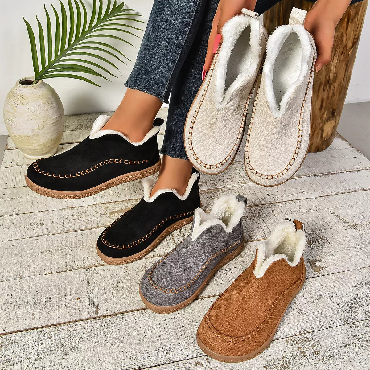 Round Toe Plush Lined Shoes - Lilixa.store