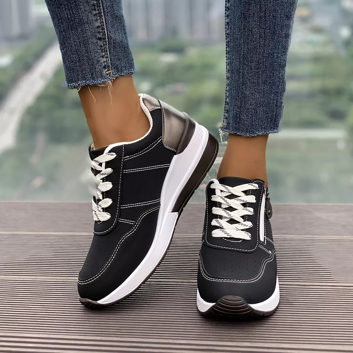 Round Toe Lace Up Sneakers - Lilixa.store