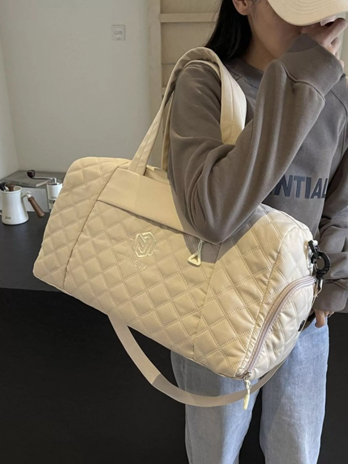 Quilted Duffel Bag with Adjustable Strap - Lilixa.store