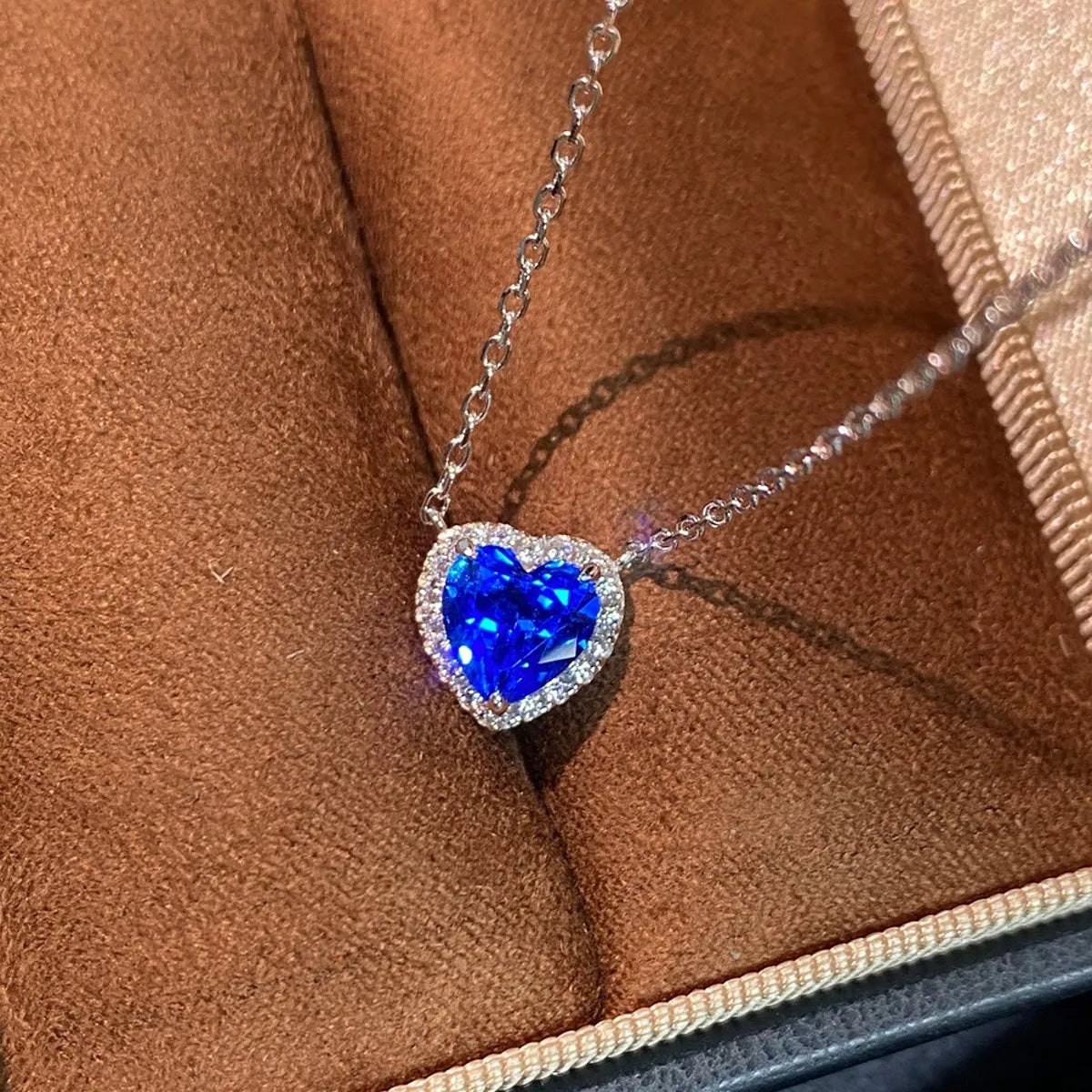 Heart-Shaped Pendant Necklace