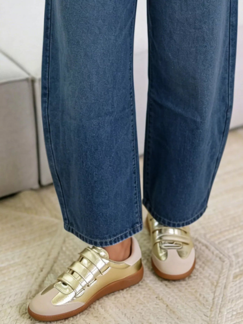 Wide-Leg Jeans with Front Patch Pockets - Lilixa.store