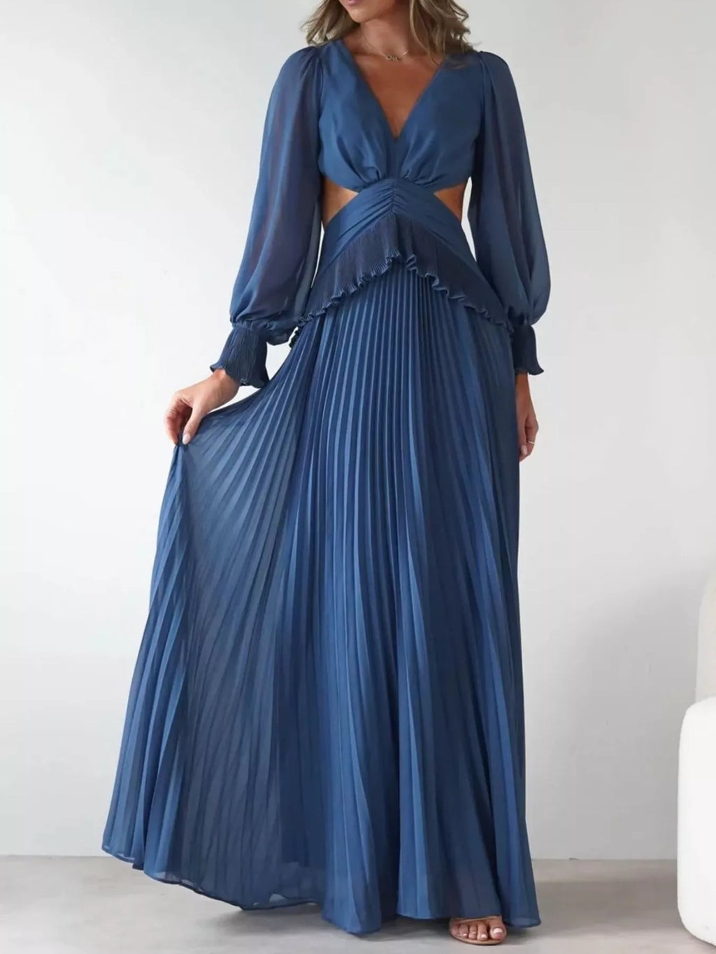 Backless Pleated Long Sleeve Maxi Dress - Lilixa.store