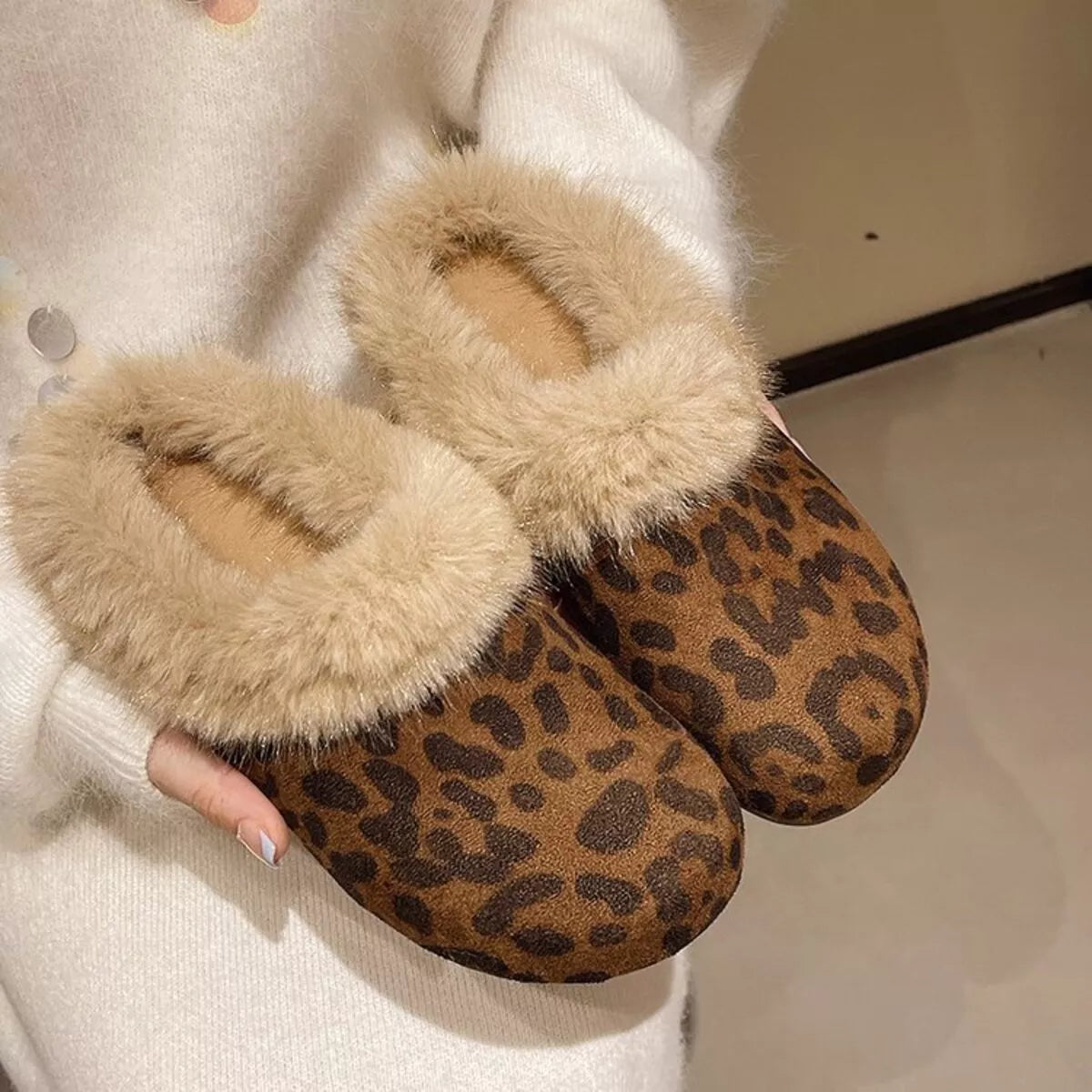 Fuzzy Plush Warm Indoor Slippers - Lilixa.store
