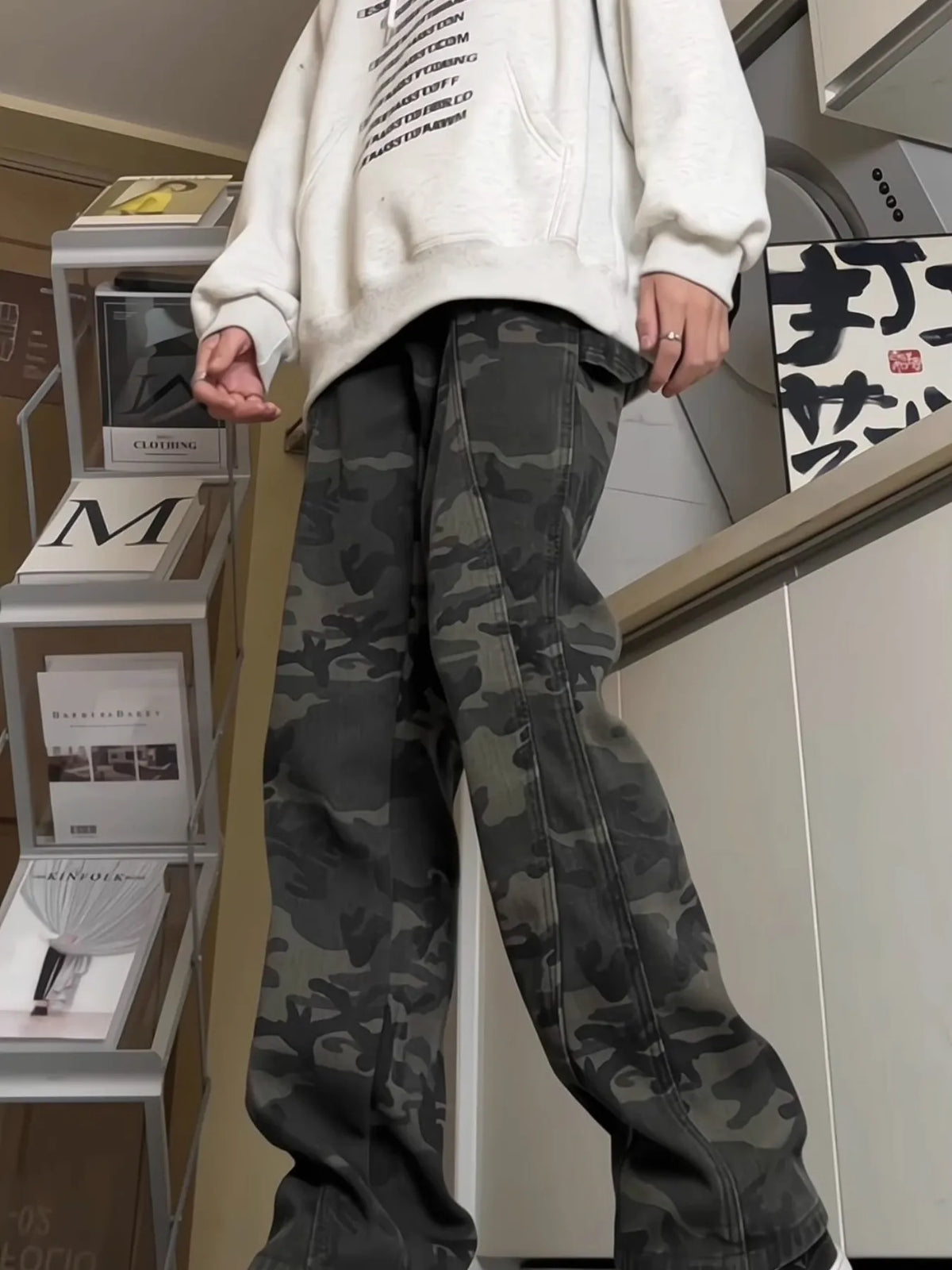 Men's Full Size Loose Fit Camouflage Cargo Pants Plus Size in Green Camouflage, view 2