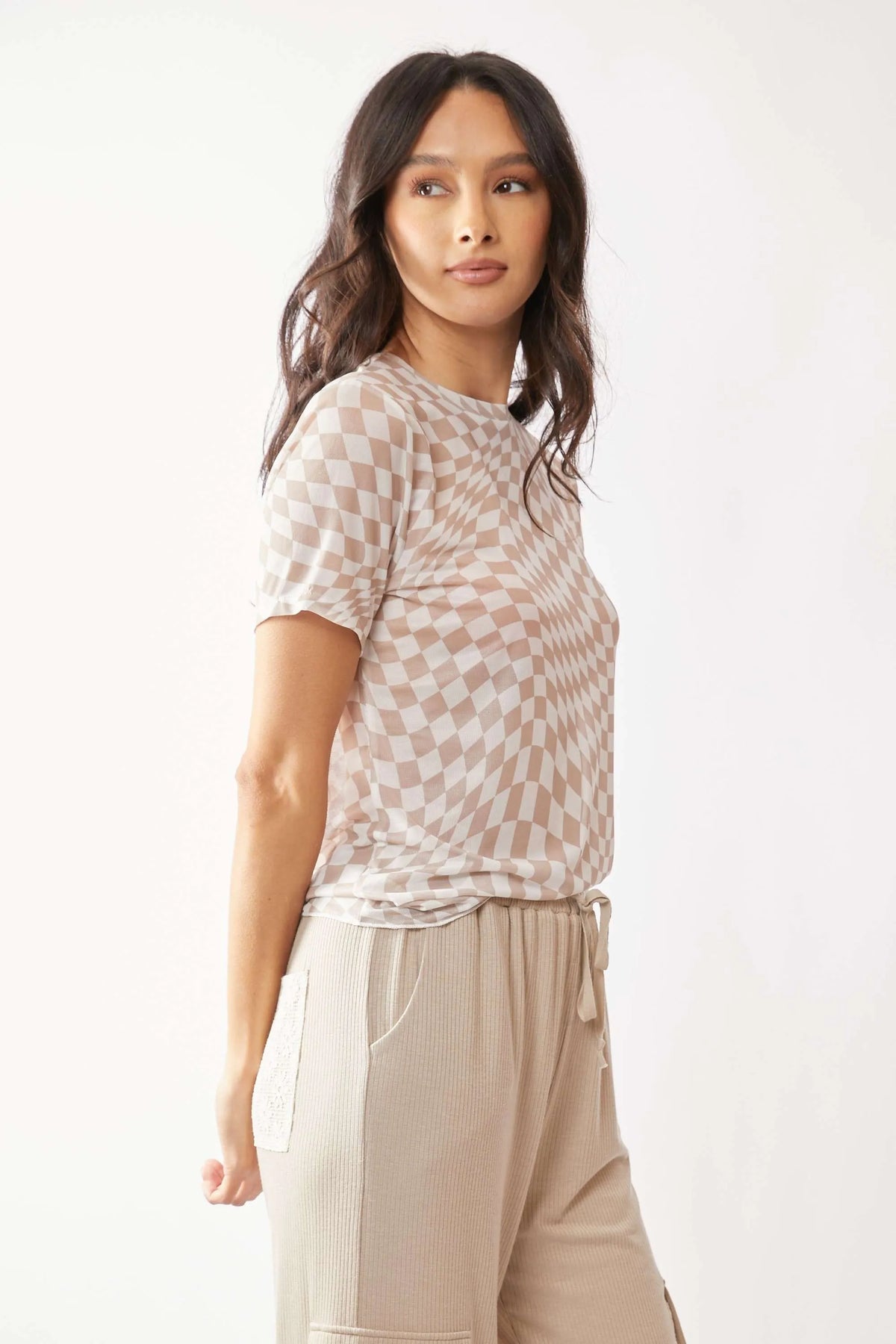 Davi & Dani Checker Board Printed Mesh Short Sleeve Top - Lilixa.store