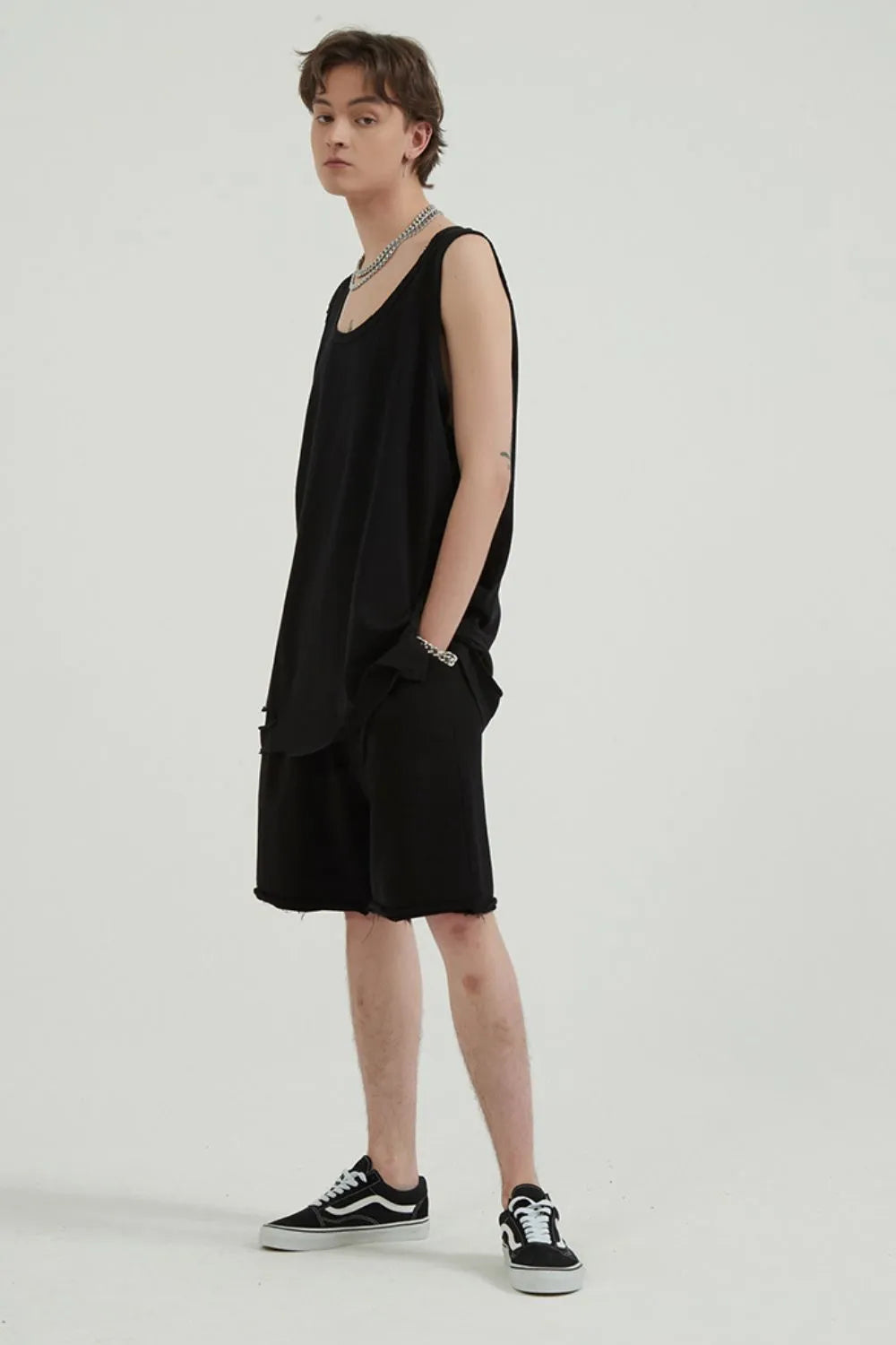 Men's Round Neck Wide Strap Tank - Lilixa.store