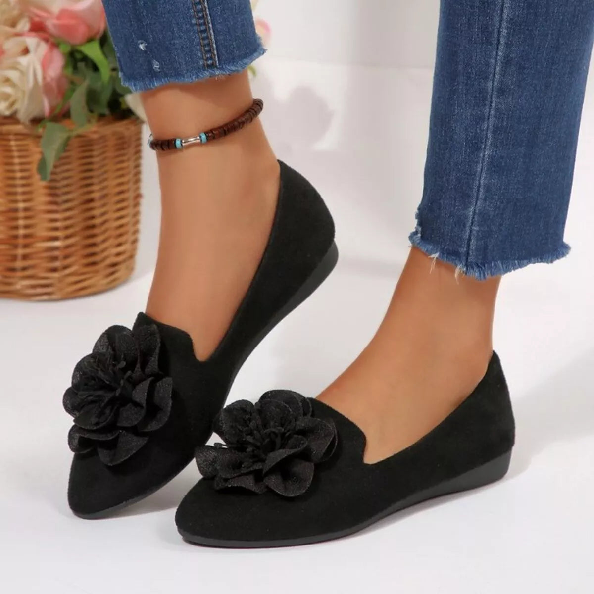 Flower Point Toe Flats Slip-Ons in Black, view 2