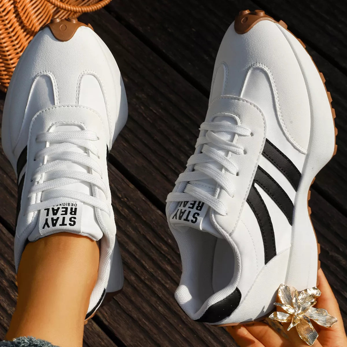 Round Toe Lace Up Sneakers - Lilixa.store
