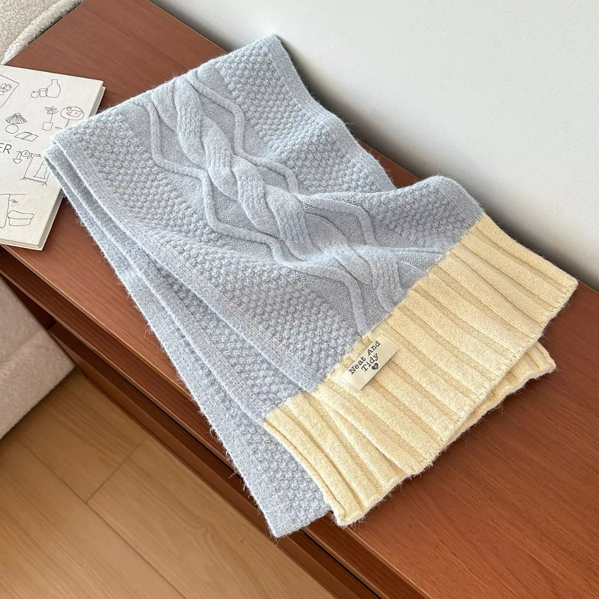 Two-Tone Cable Knitted Scarf - Lilixa.store