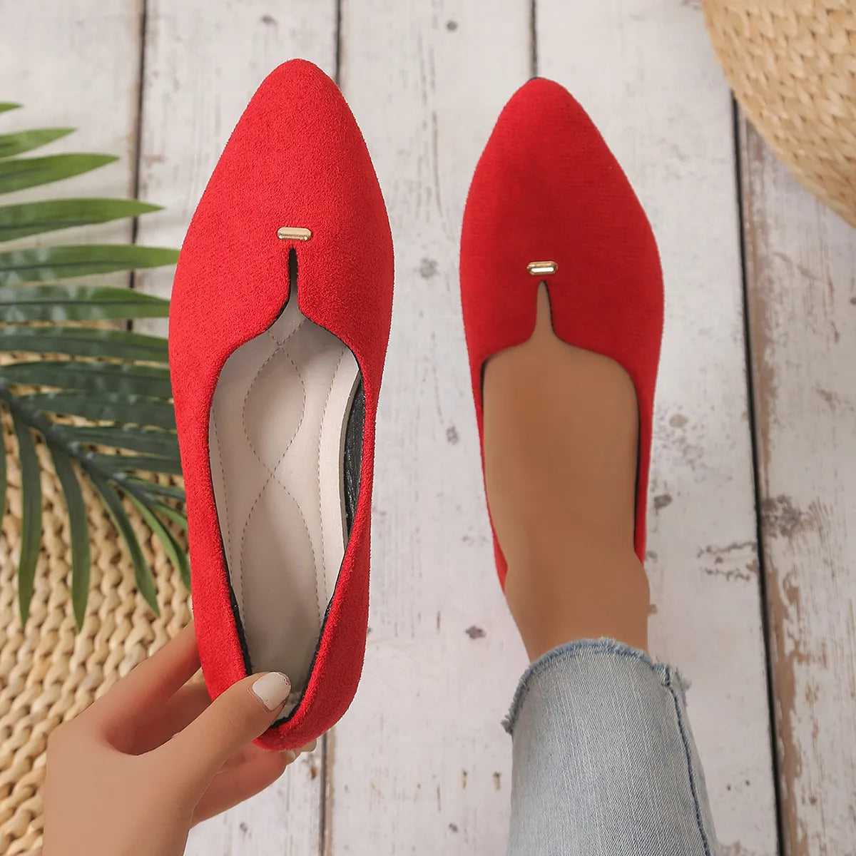 Point Toe Flats Slip-Ons in Red