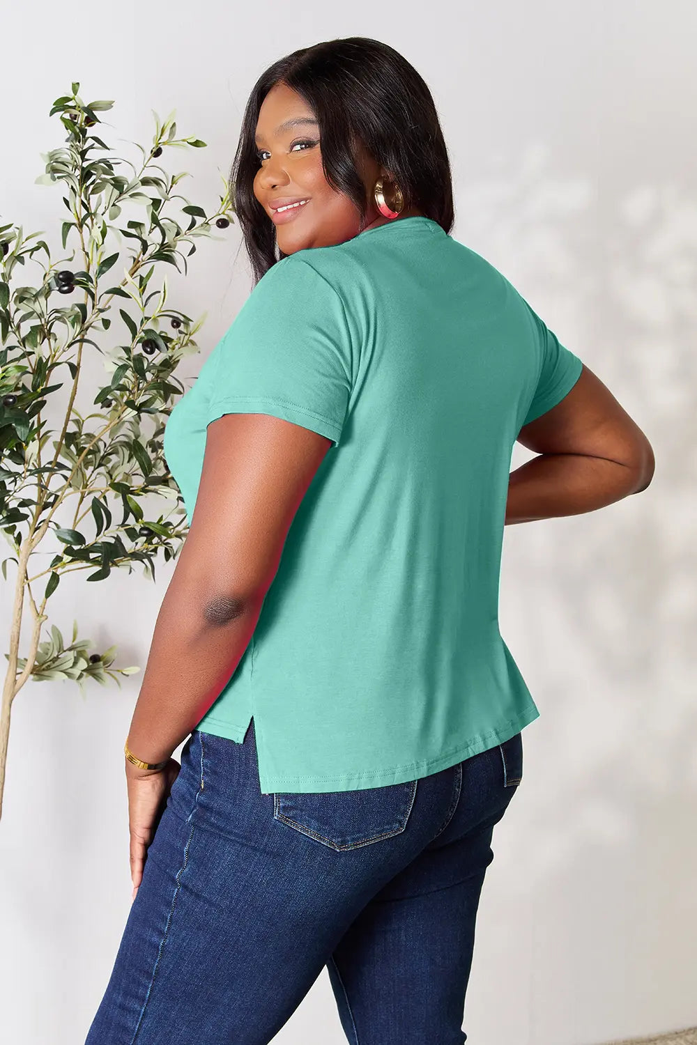 Basic Bae Full Size Round Neck Short Sleeve T-Shirt - Lilixa.store