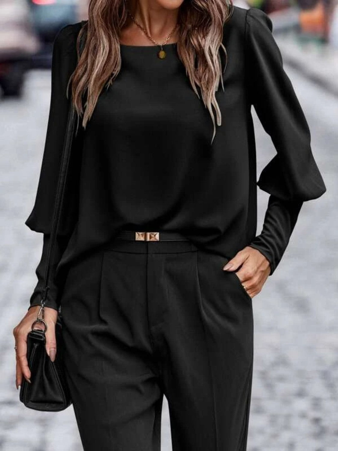 Round Neck Lantern Sleeve Blouse in Black