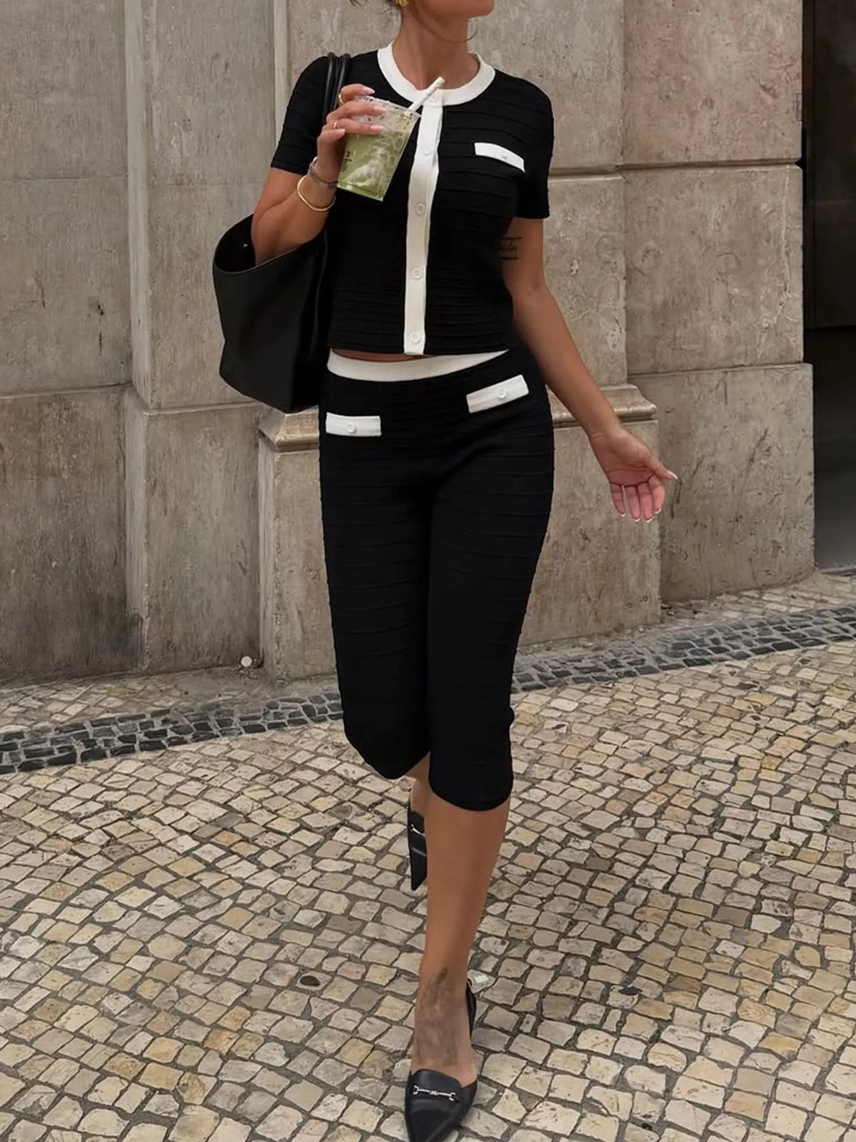 Contrast Trim Short Sleeve Top and Capris Set