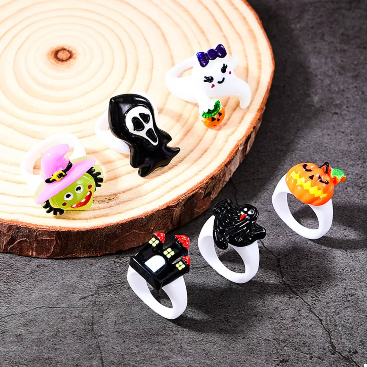 6 Piece Halloween Themed Rings - Lilixa.store