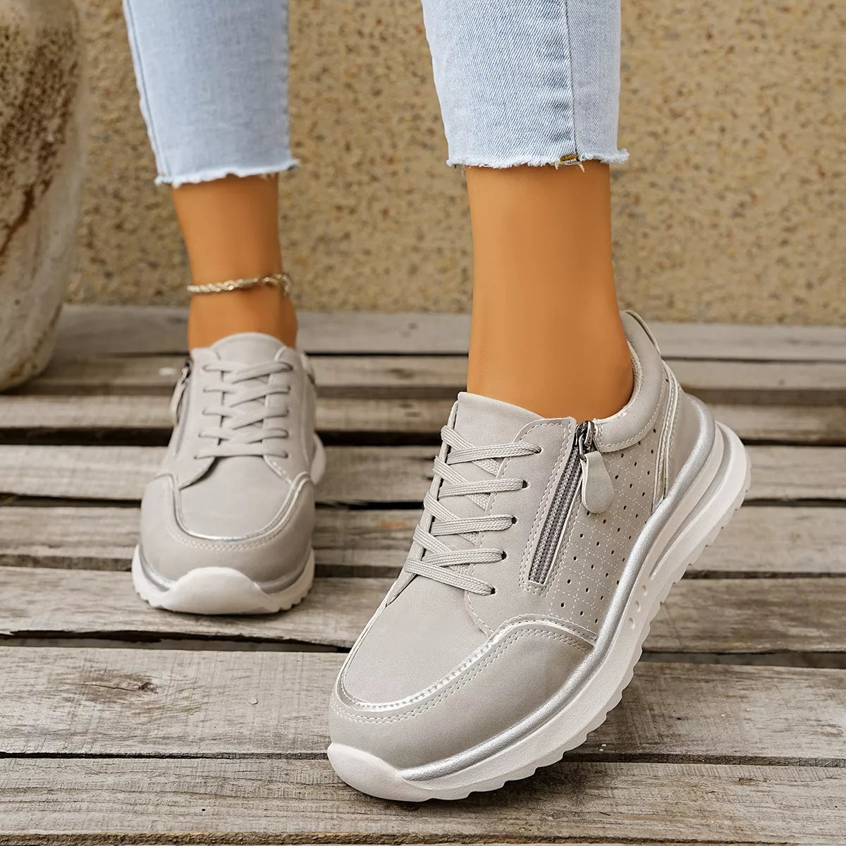 Round Toe Lace Up Sneakers - Lilixa.store