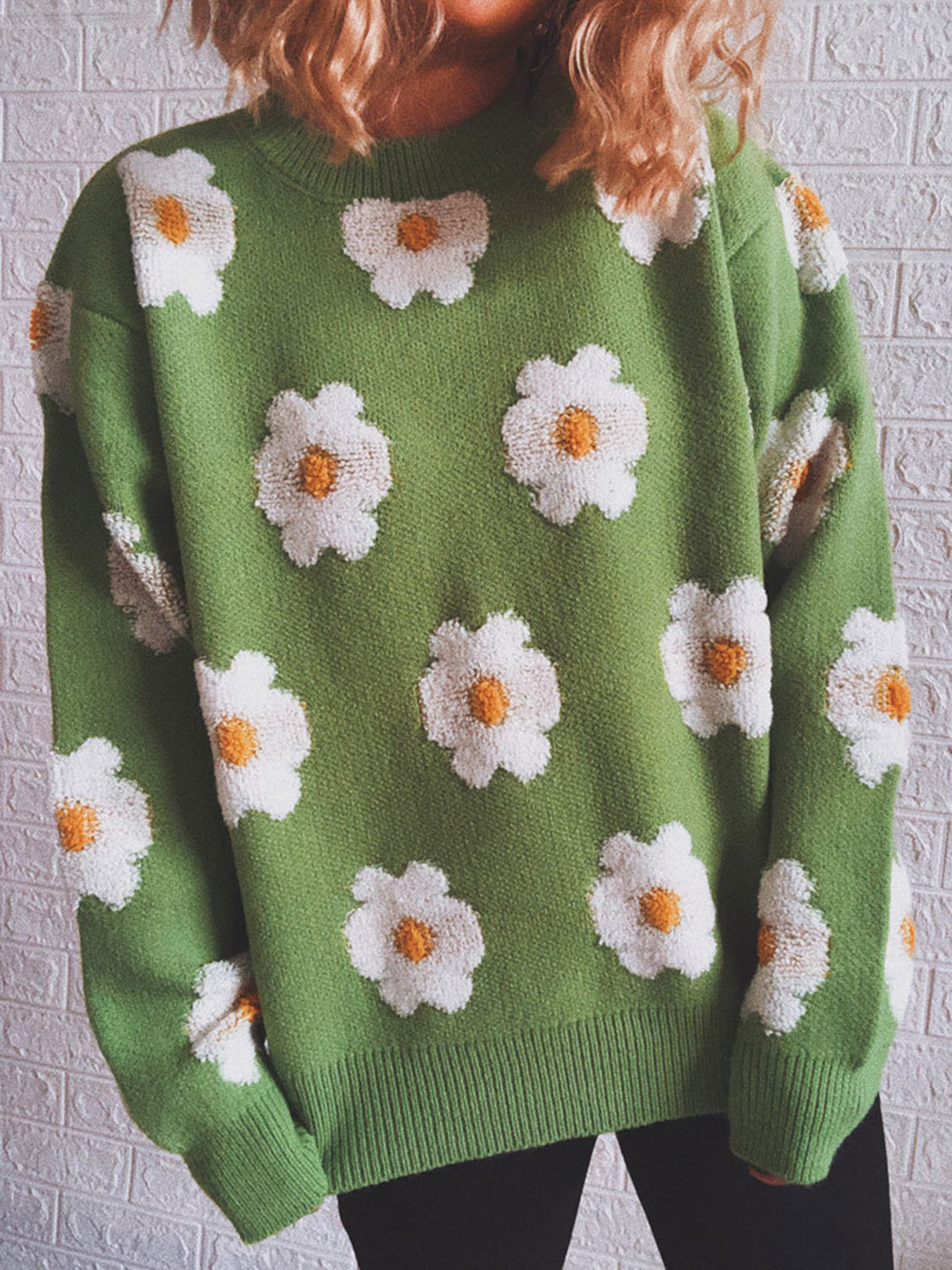 Flower Round Neck Long Sleeve Sweater in Matcha Green