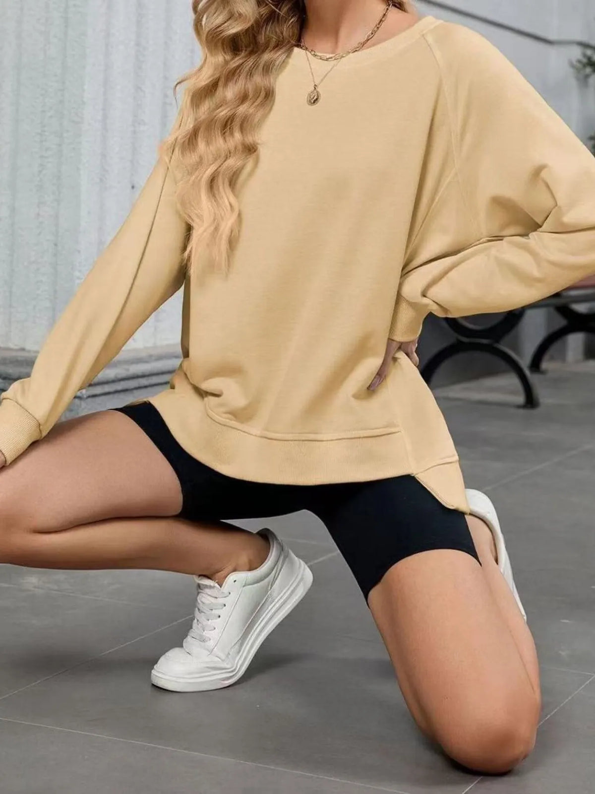 Round Neck Long Sleeve Sweatshirt - Lilixa.store