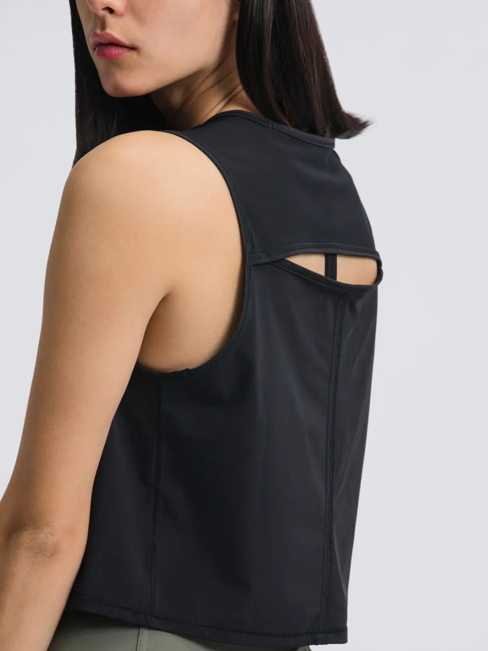 Millennia Round Neck Cropped Active Tank - Lilixa.store