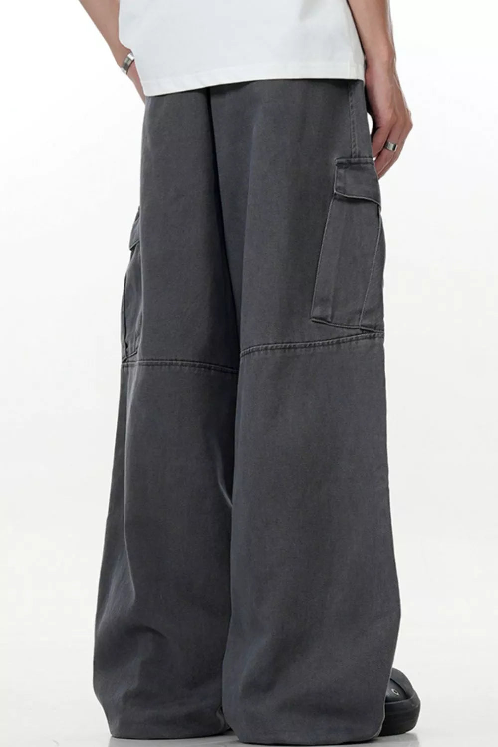 Men's Loose Fit Cargo Pants, view 2