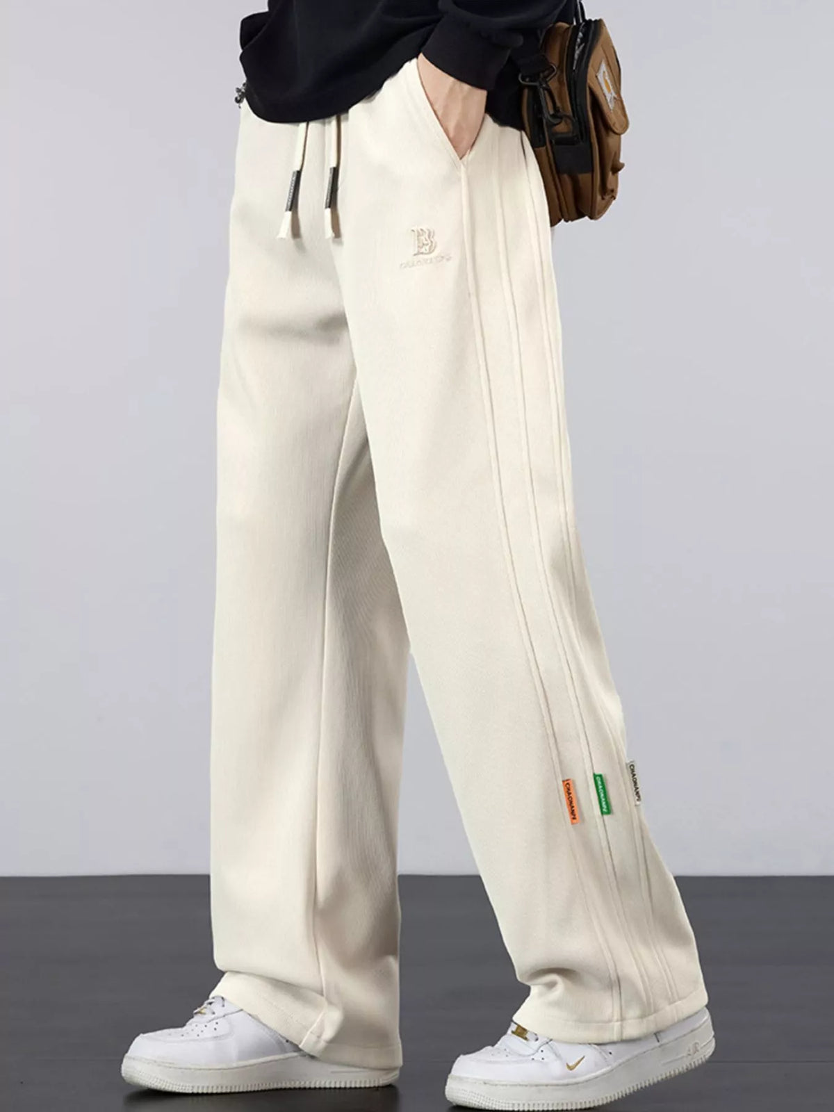 Men's Plus Size Casual Loose Fit Pants in Khaki