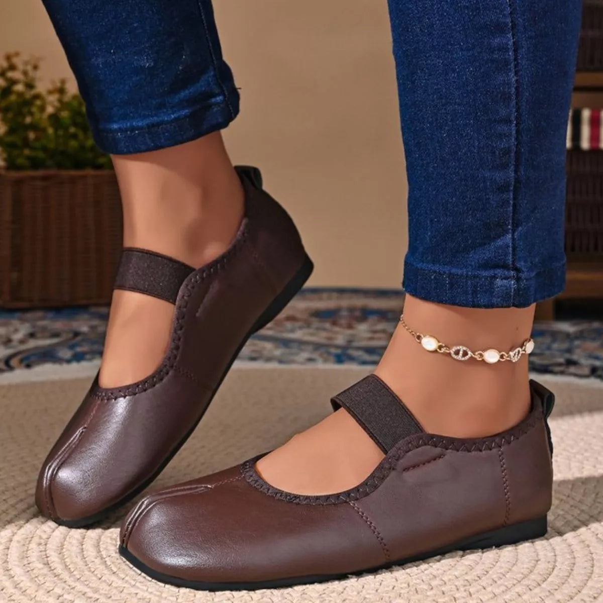 Split-Toe Slip-Ons - Lilixa.store