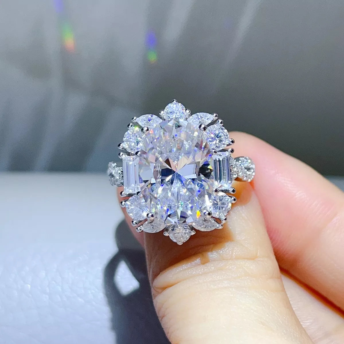 8 Carat 925 Sterling Silver Moissanite Ring - Lilixa.store