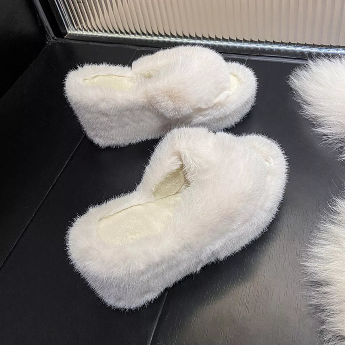 Fluffy Wedge Slippers - Lilixa.store