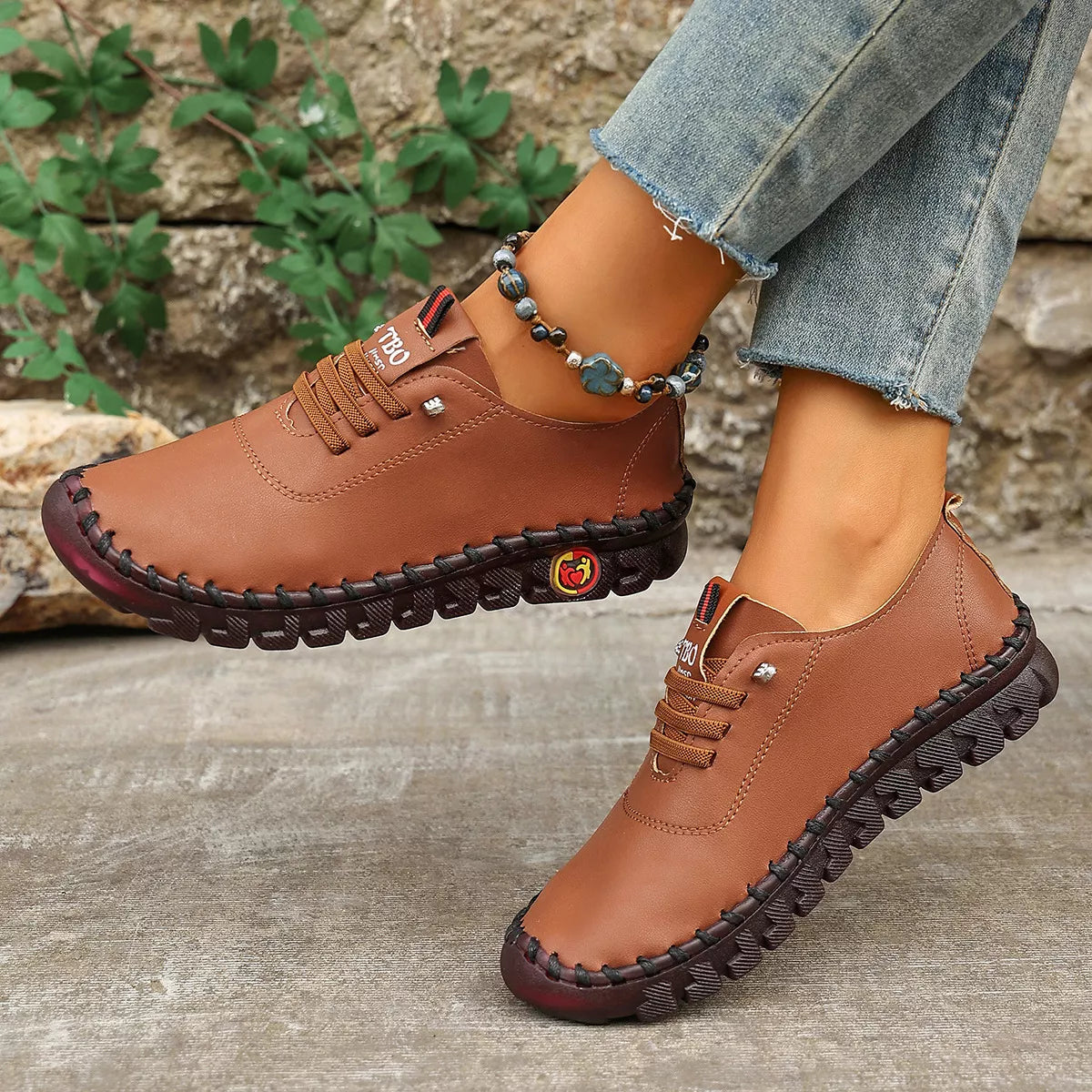 Round Toe Lace Up Sneakers - Lilixa.store