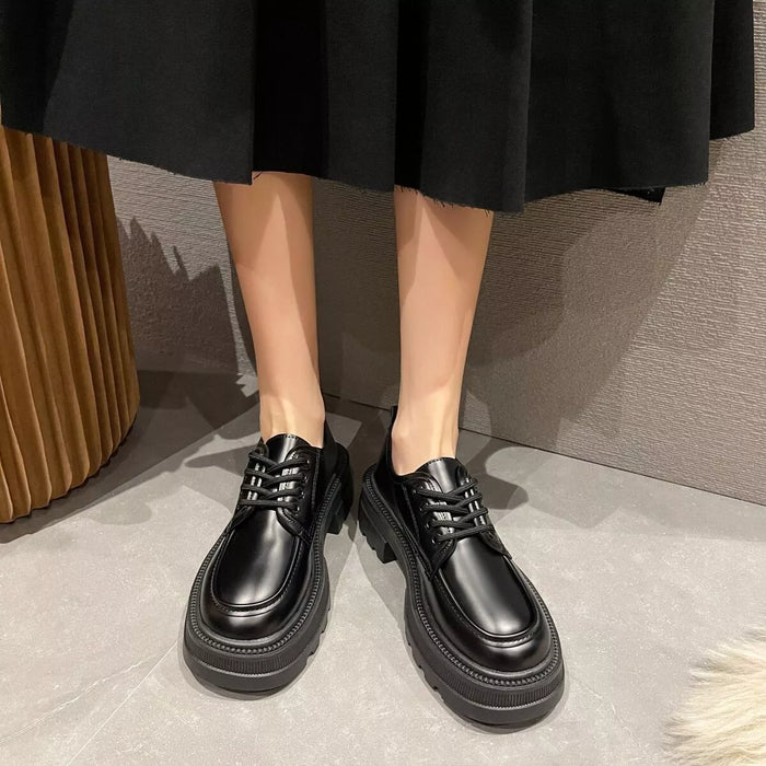 Chunky Platform Lace-Up Loafers with Glossy Finish in Black