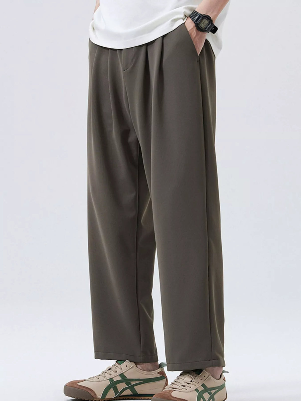 Men's Full Size Casual Loose Fit Pants Plus Size in Brown