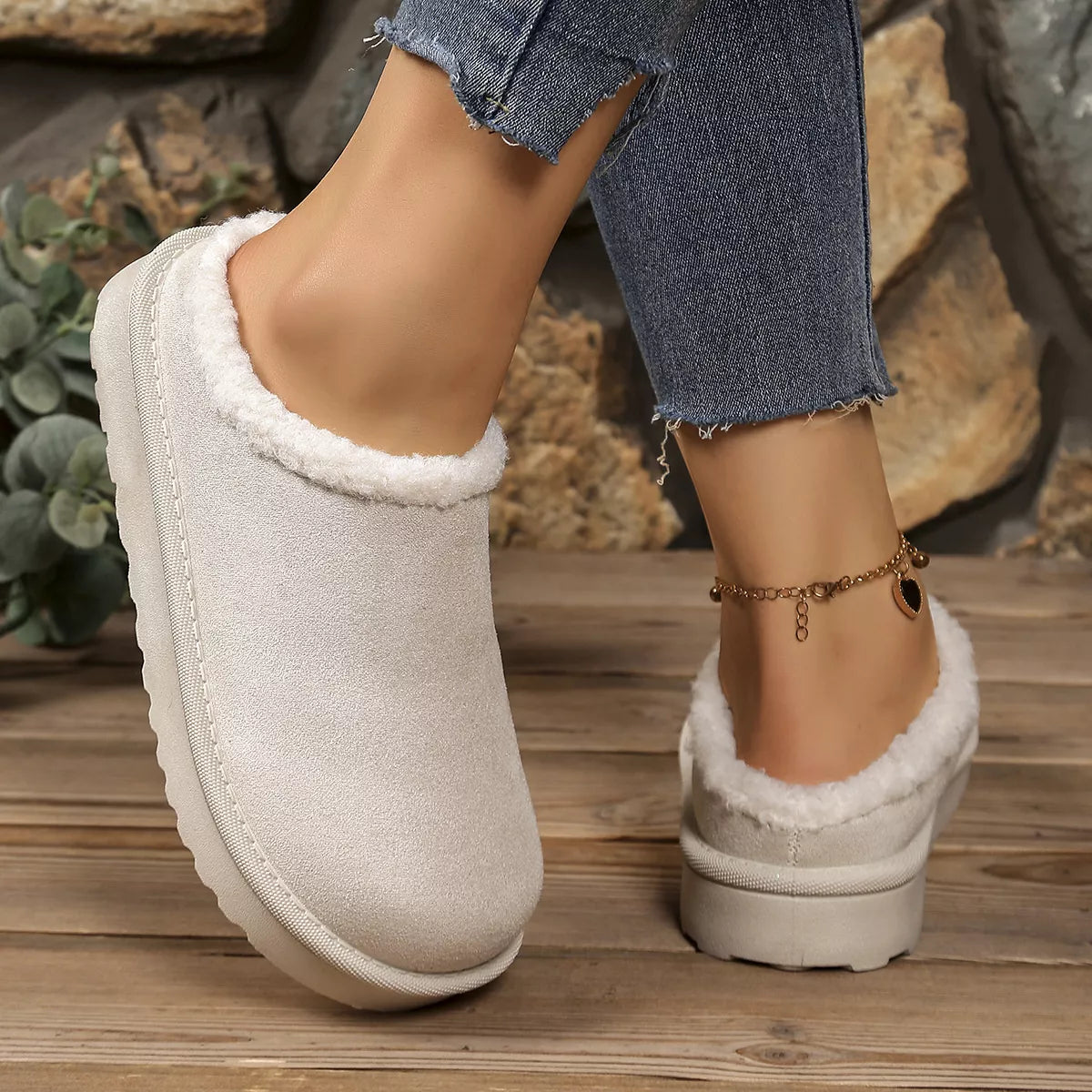 Plush Lined Round Toe Slippers - Lilixa.store