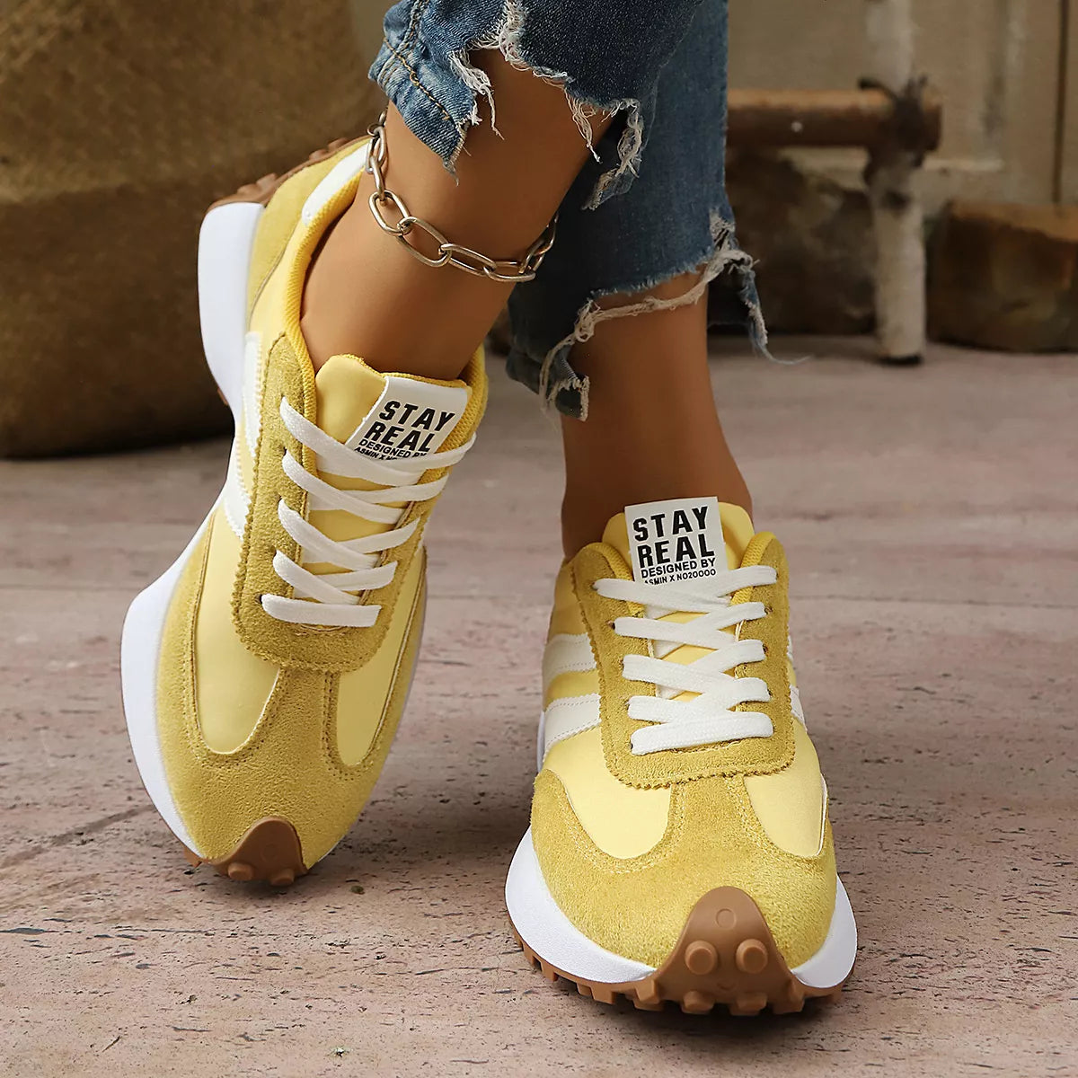 Round Toe Lace Up Sneakers