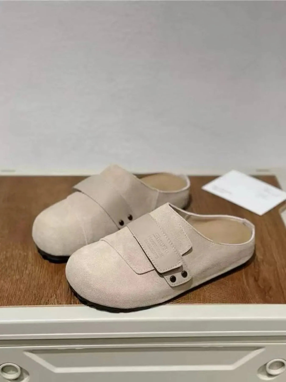 Round Toe Flats Slip-Ons in Apricot