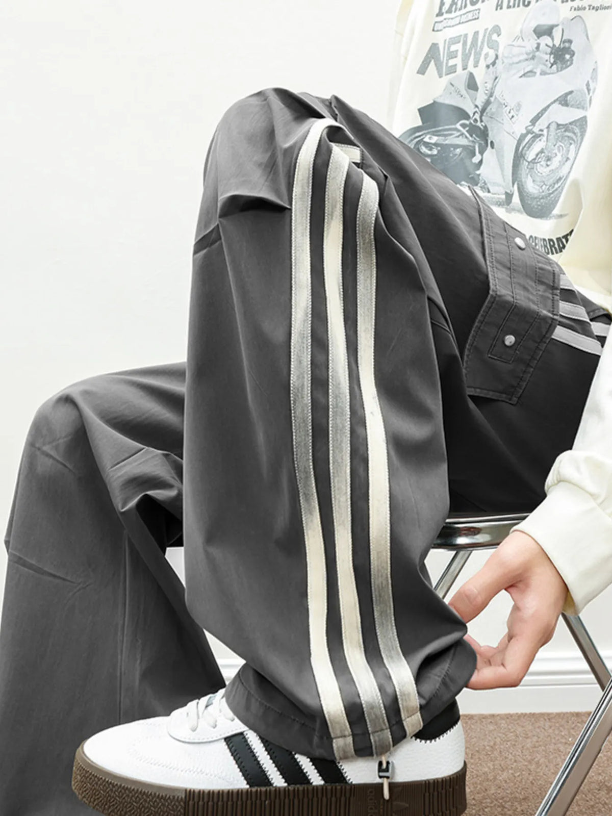 Men's Plus Size Casual Loose Cargo Pants with Side Stripes, view 4