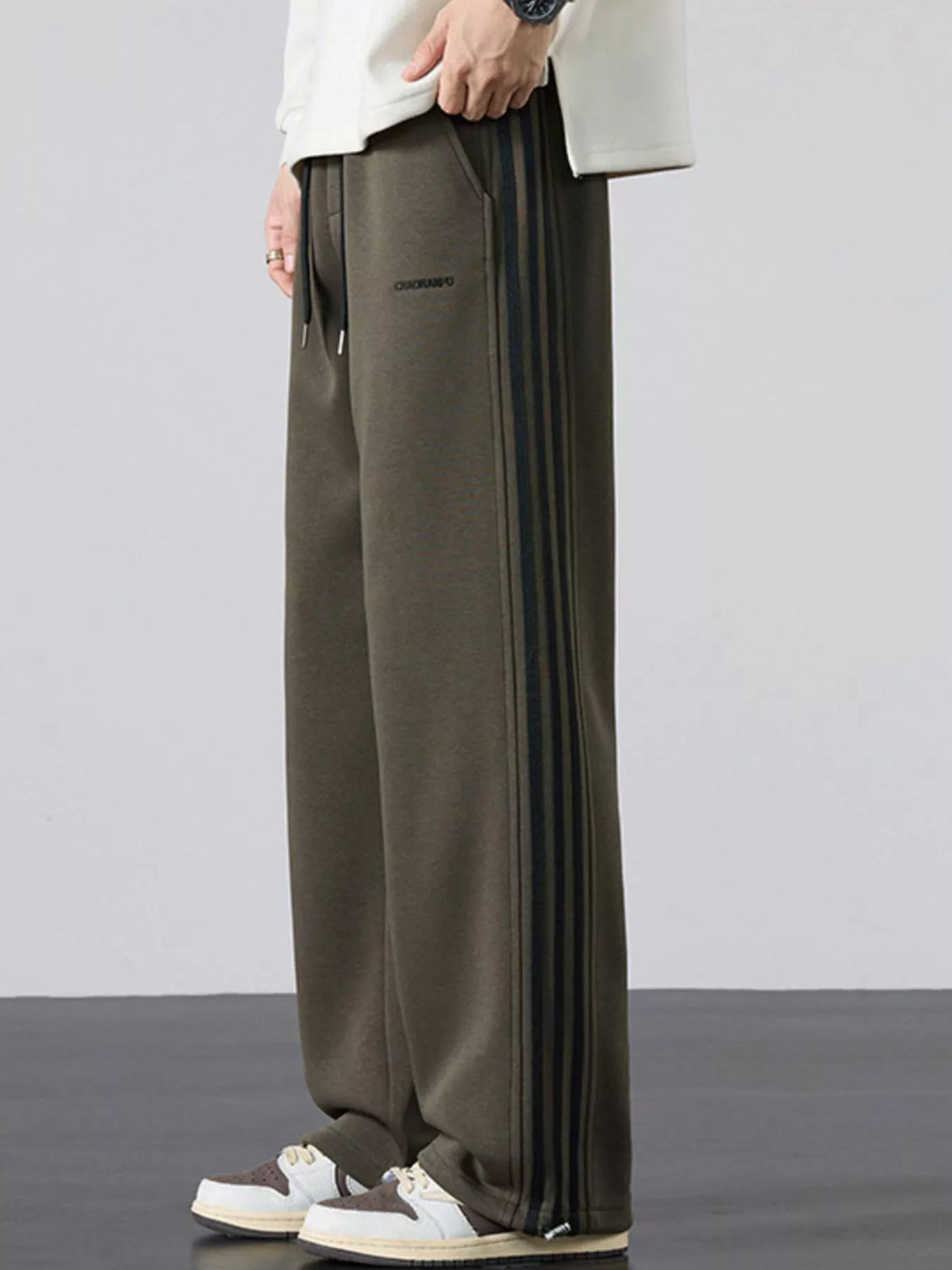 Men's Plus Size Casual Striped Wide Leg Sweatpants in Army Green