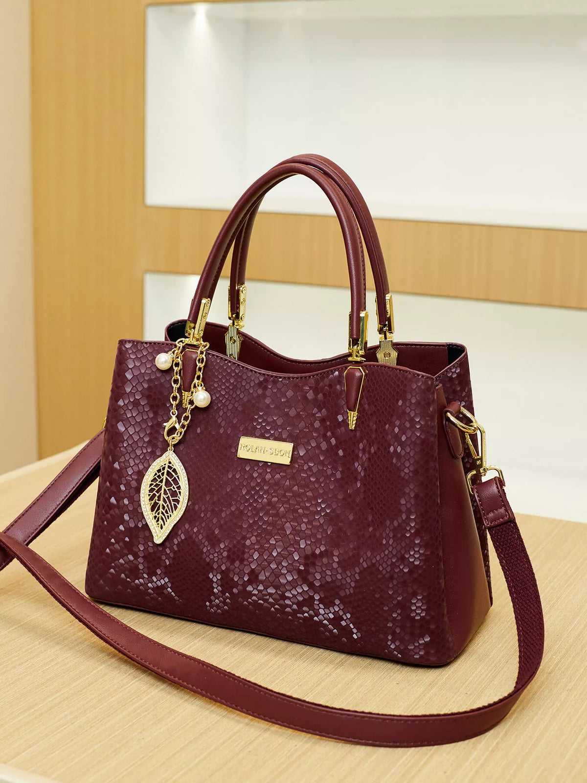 Snakeskin Texture Handbag