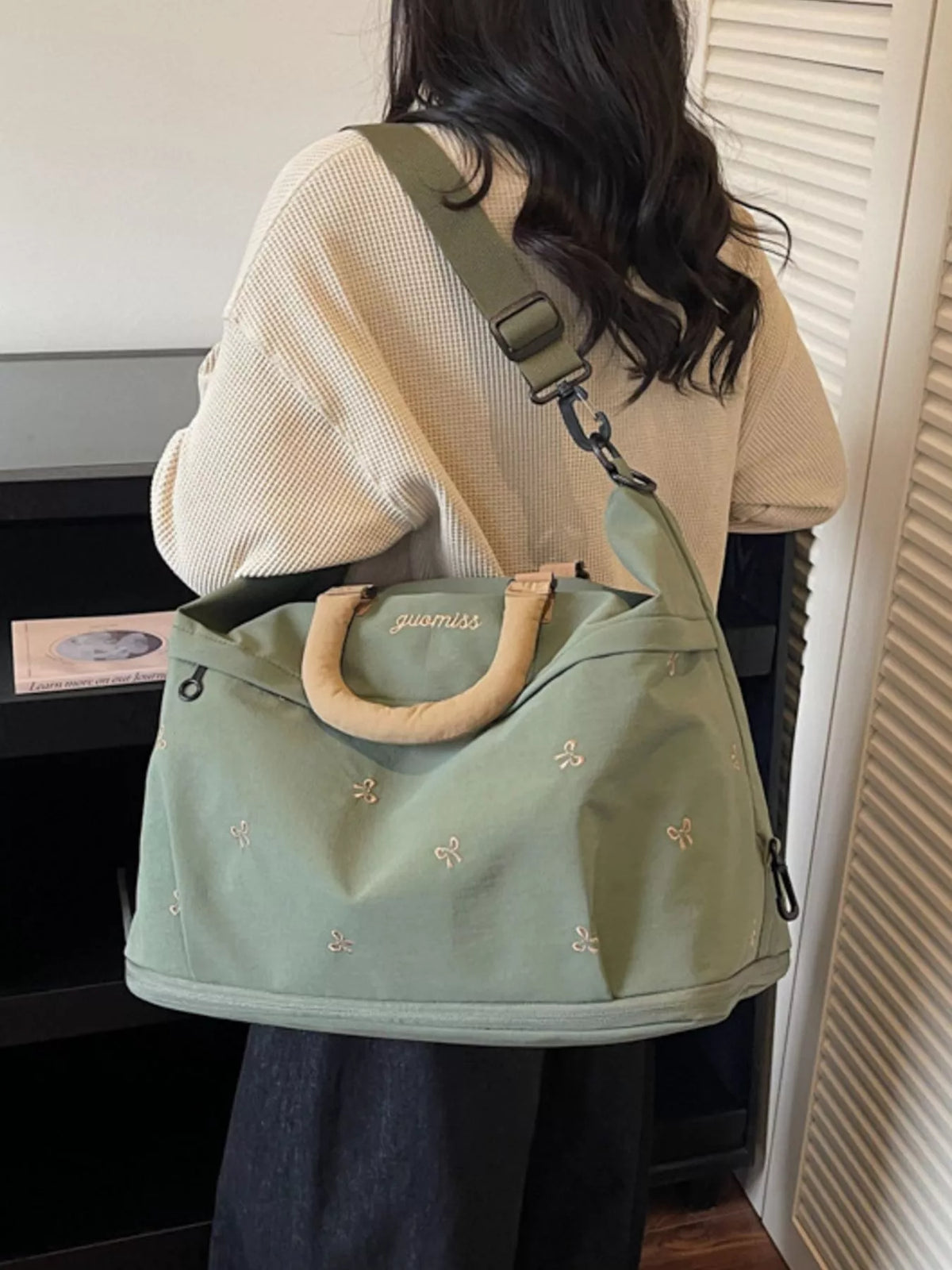Bow Embroidered Travel Bag - Lilixa.store