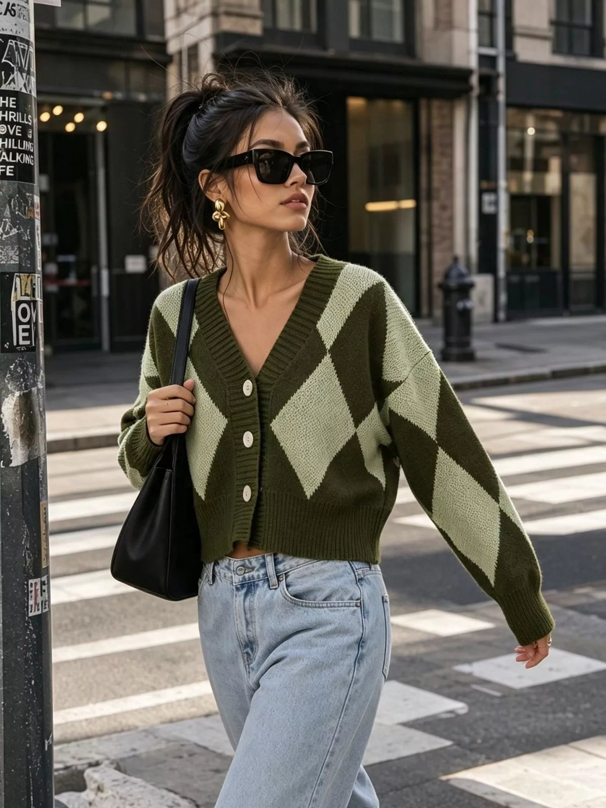 Argyle Pattern V-Neck Button-Down Cardigan in Green