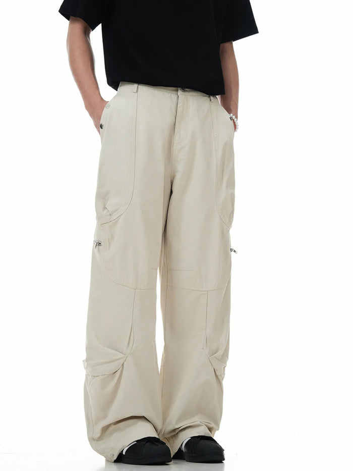 Men's Loose Fit Cargo Pants in Beige