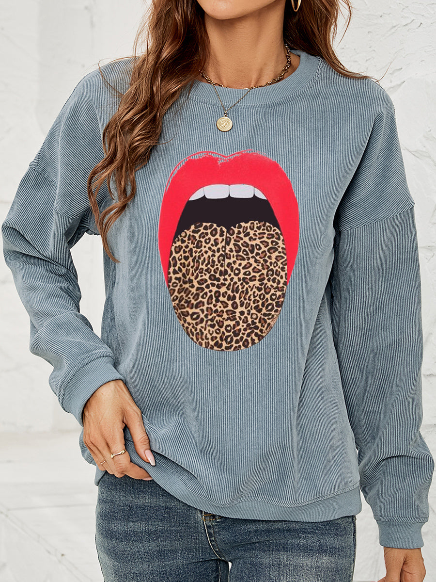 Round Neck Dropped Shoulder MAMA Graphic Sweatshirt, view 5
