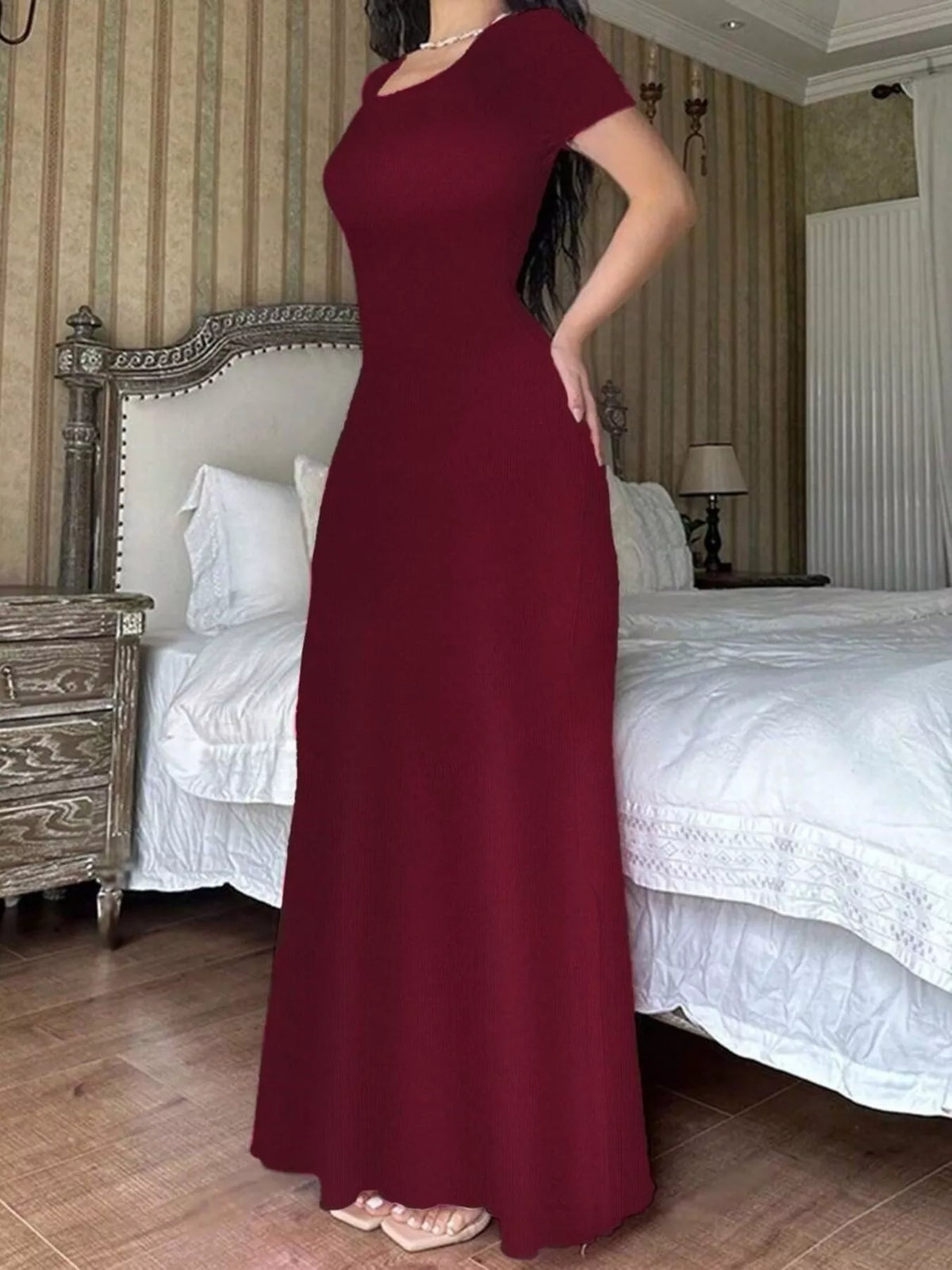 Floral Print Short Sleeve Maxi Dress in Red