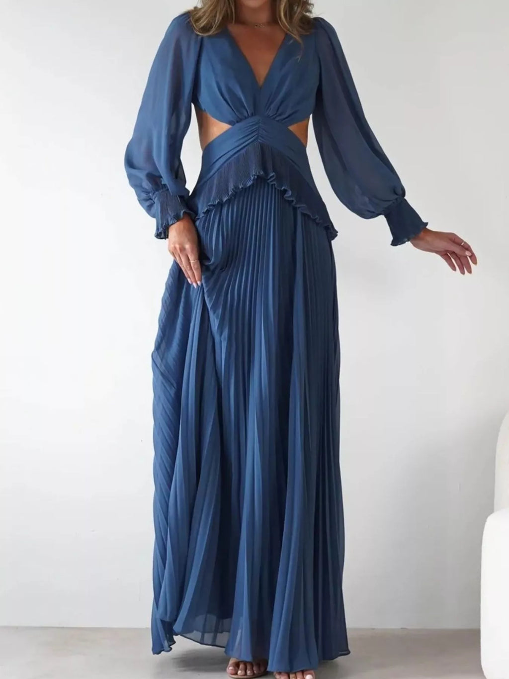 Backless Pleated Long Sleeve Maxi Dress - Lilixa.store