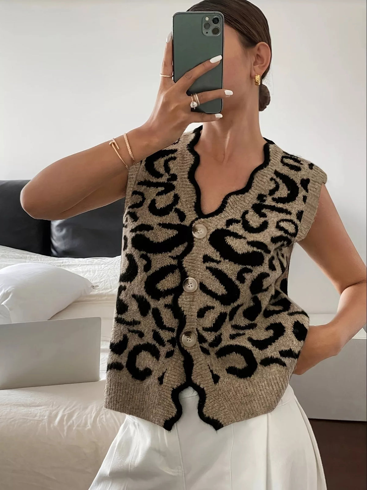 Plus Size Leopard Scalloped Edge Button-Down Sweater Vest