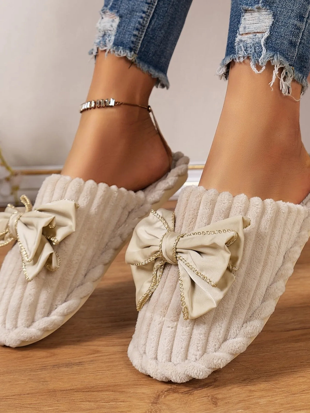 Bow Embellished Indoor Slippers - Lilixa.store