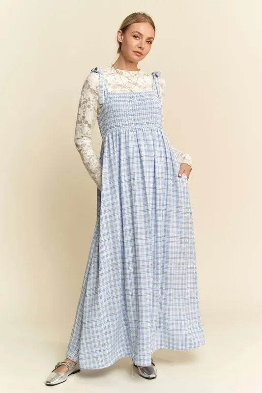 Davi & Dani Plaid Smocking Sleeveless Maxi Dress - Lilixa.store