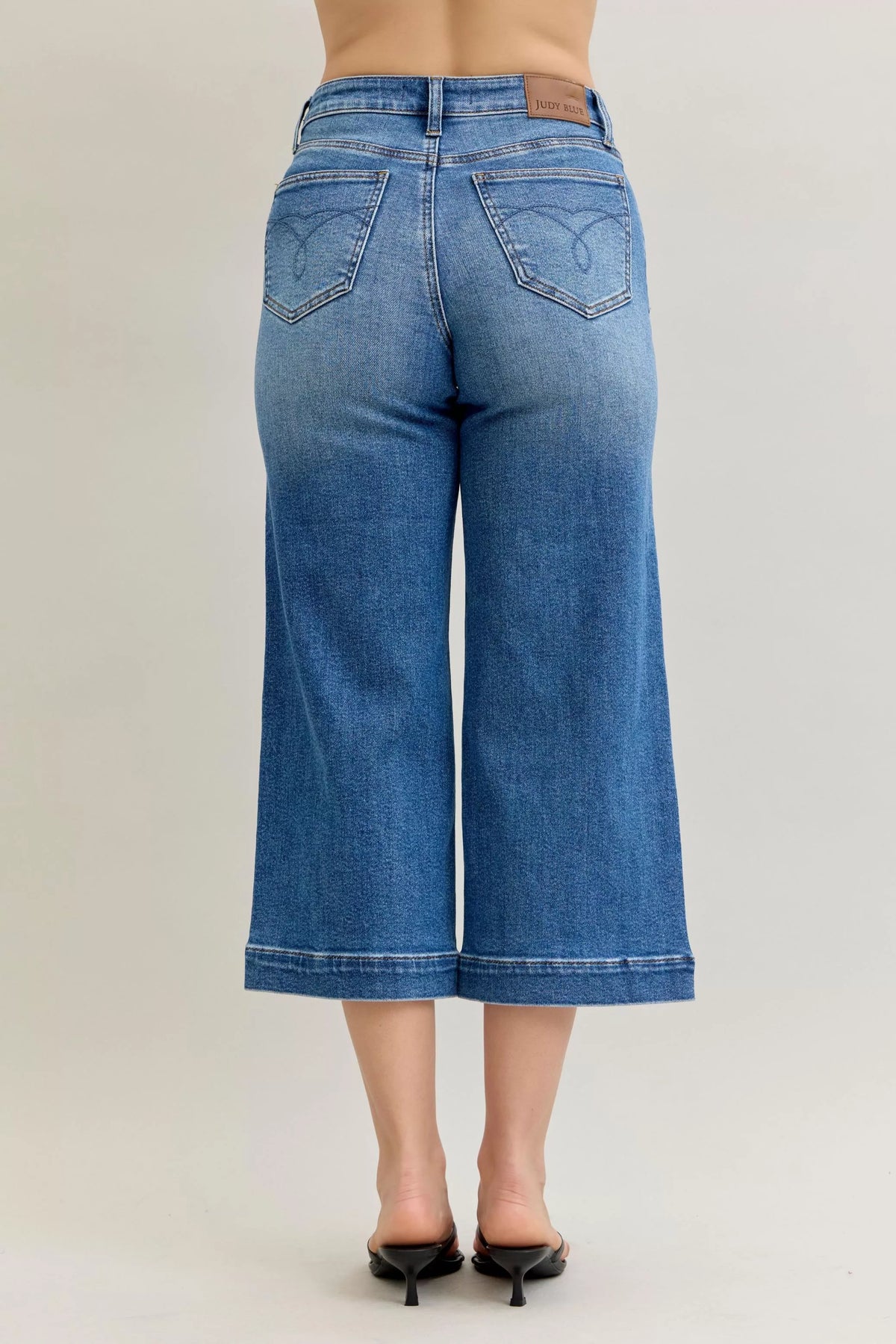 Judy Blue Mid Rise Crop Wide Leg Jeans - Lilixa.store