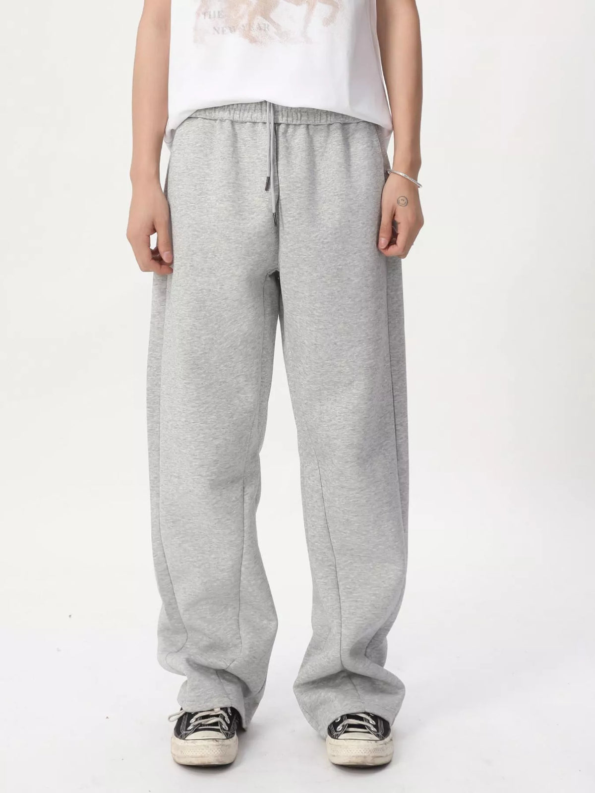 Men's Loose Fit Drawstring Pants in Flower Gray